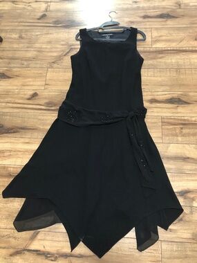 Jones New York Evening Party Dress Size 12 Fully Line Beaded Accents Drop Waist